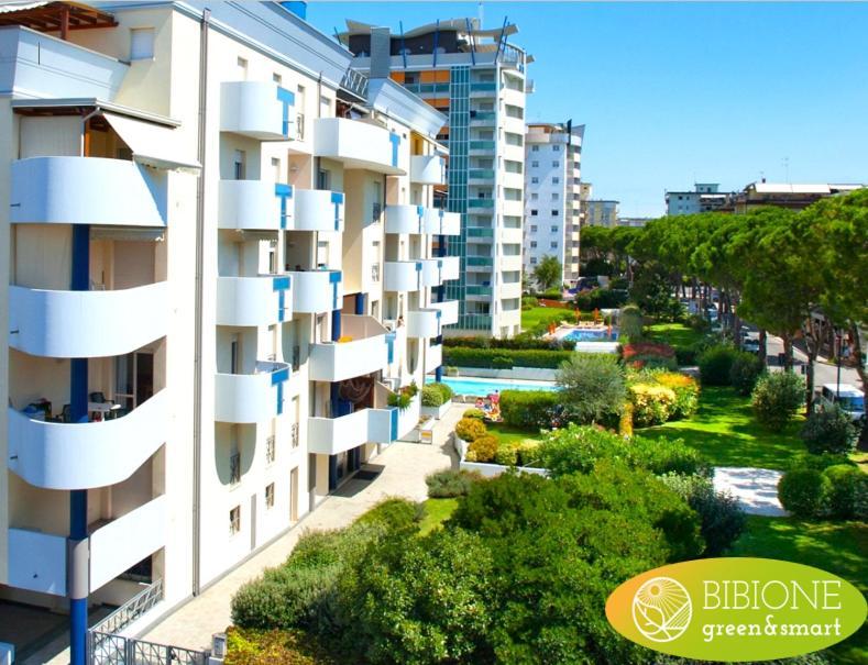 Green Holiday Wohnung Mit Schwimmbad Bibione Exterior photo